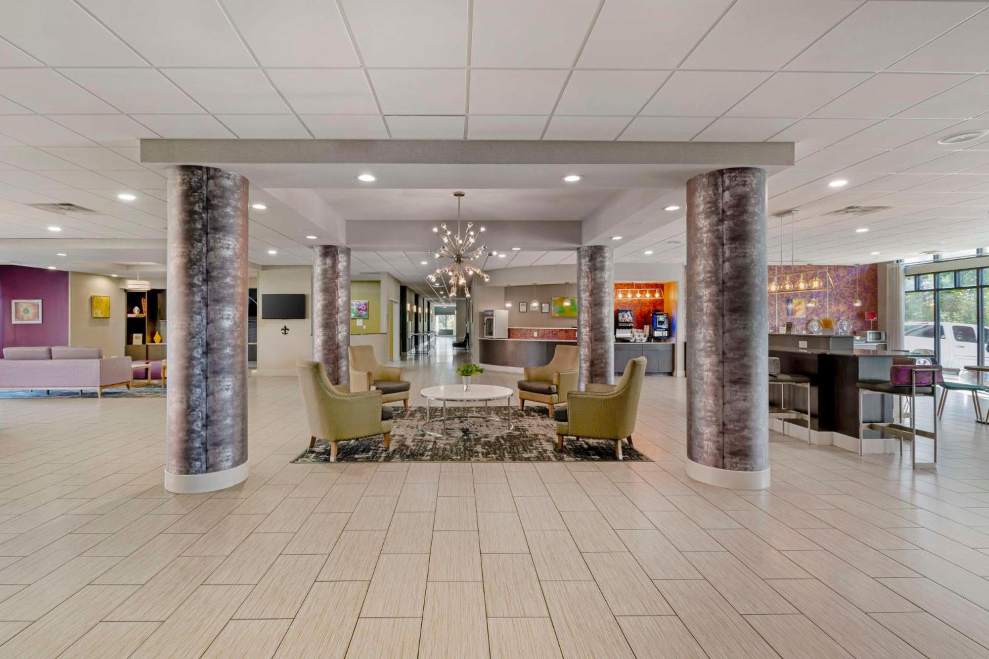 Best Western Plus Ruston Hotel Exterior photo