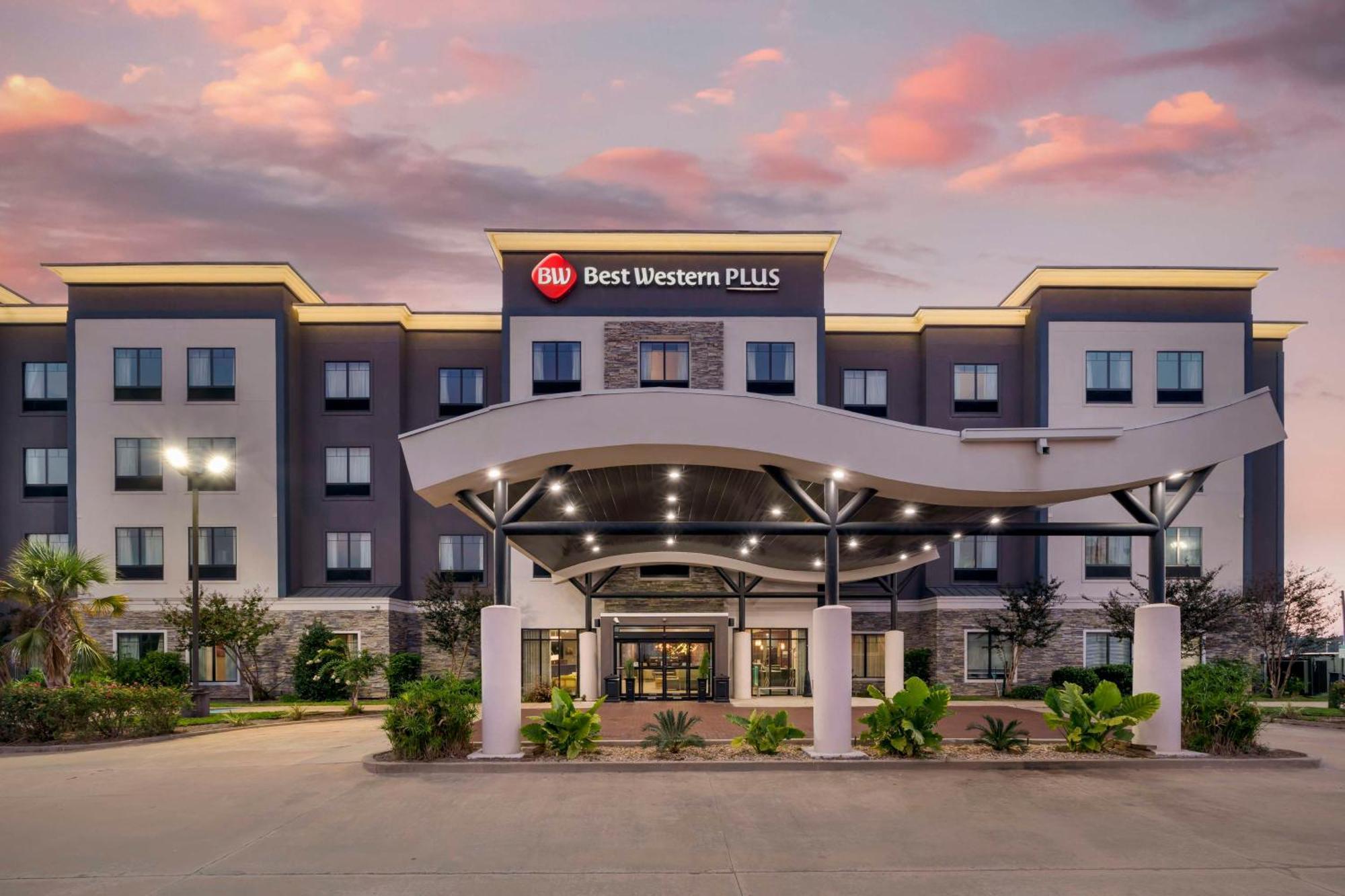 Best Western Plus Ruston Hotel Exterior photo