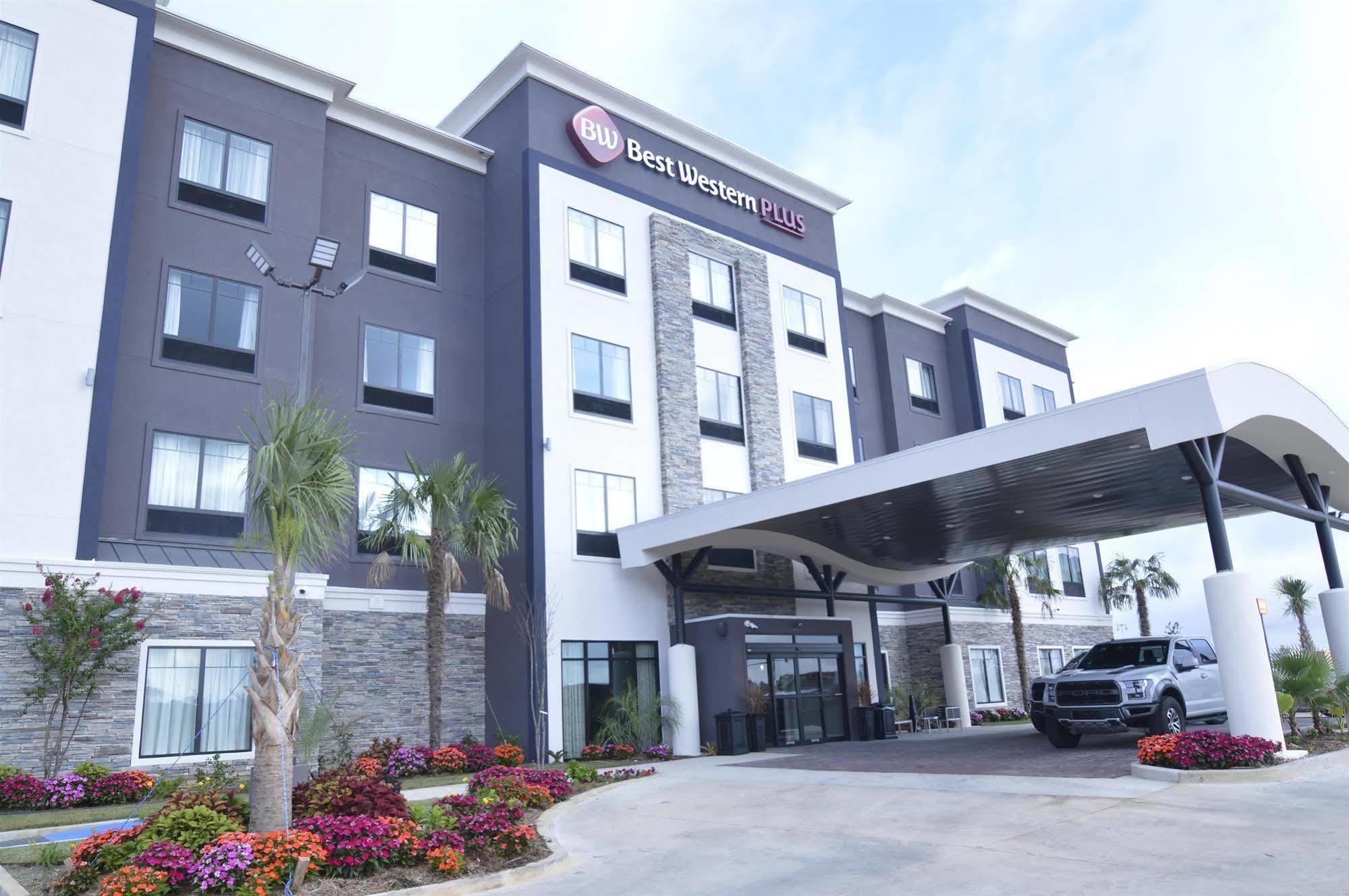 Best Western Plus Ruston Hotel Exterior photo