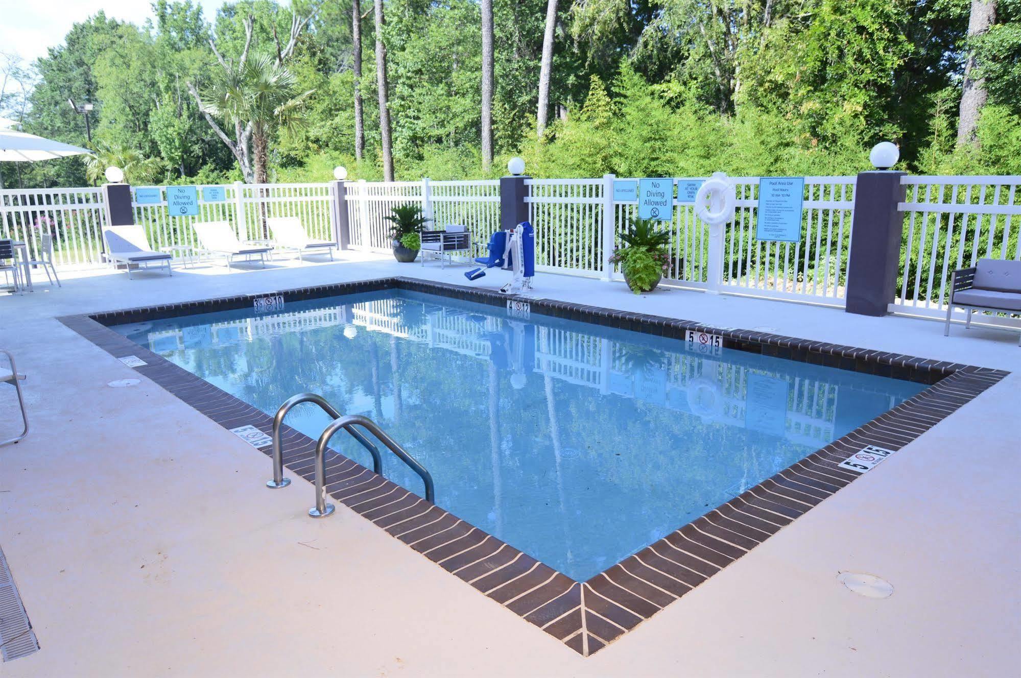 Best Western Plus Ruston Hotel Exterior photo